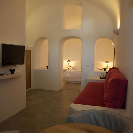 Fanari Vista Suites Fira  Room photo